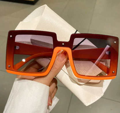 “Fashion Flare” Women’s Plastic Mirror Square Sunglasses