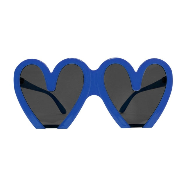 Oversize Super Heart Plastic Sunglasses - Weekend Shade Sunglasses 