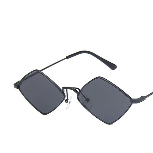 Retro Red Cateye Round Sunglasses